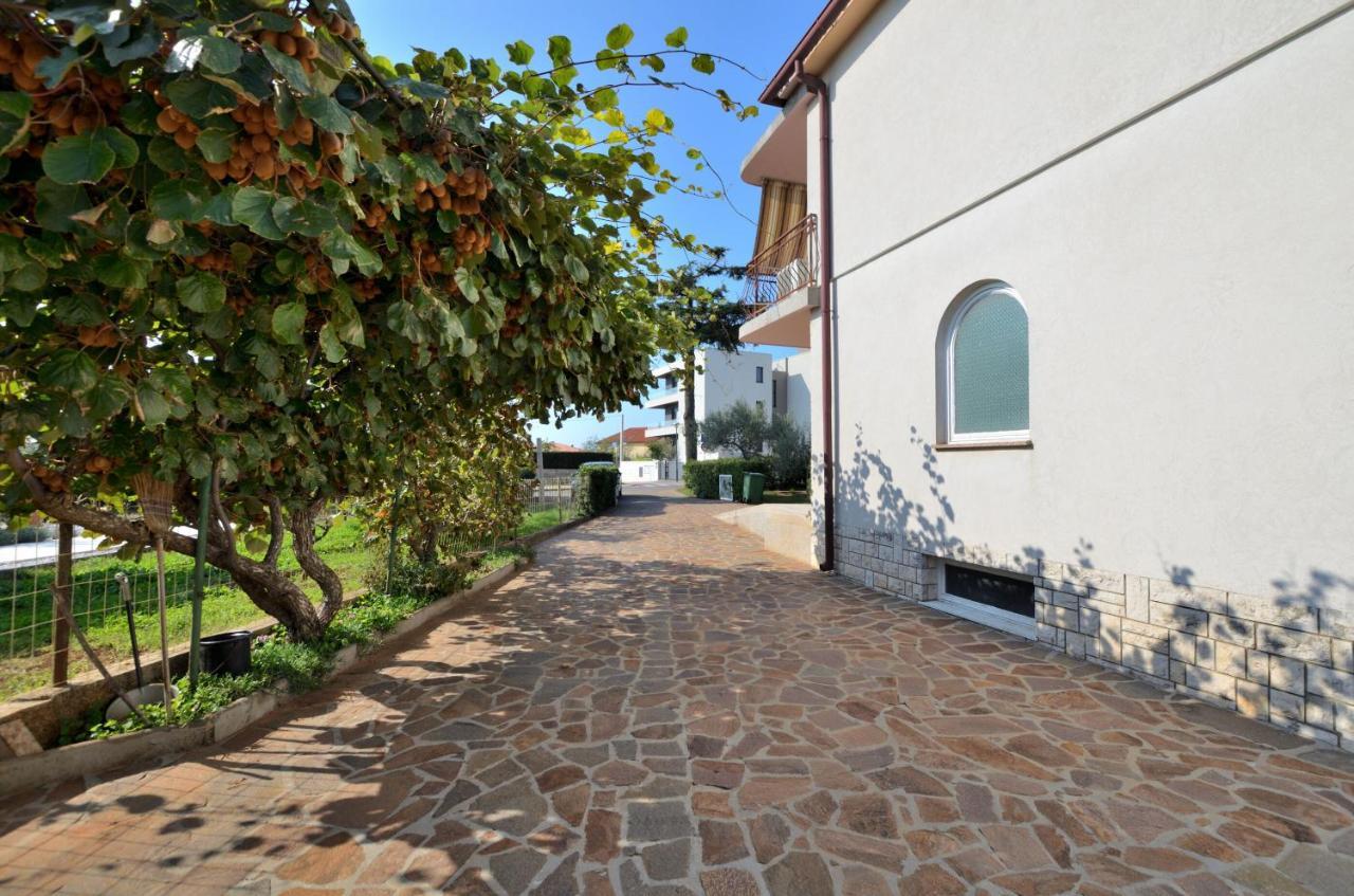 Apartment Boris Umag Buitenkant foto